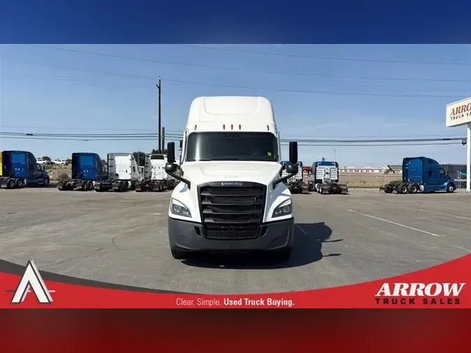 2022 FREIGHTLINER CA126a42d82ba3dcebeb1dcdbdc15193604ee