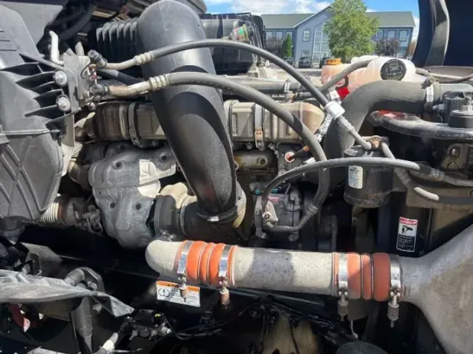 2020 Freightliner Cascadia 126a42efbe9aa76888d04b07aae90a5475c