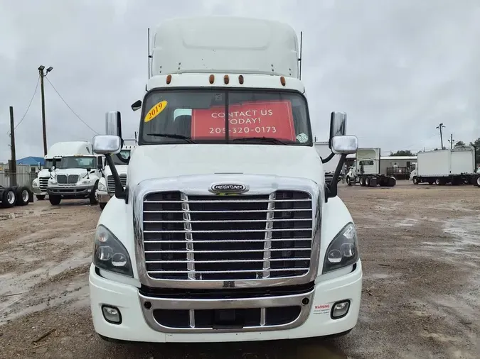 2019 FREIGHTLINER CASCADIA 125
