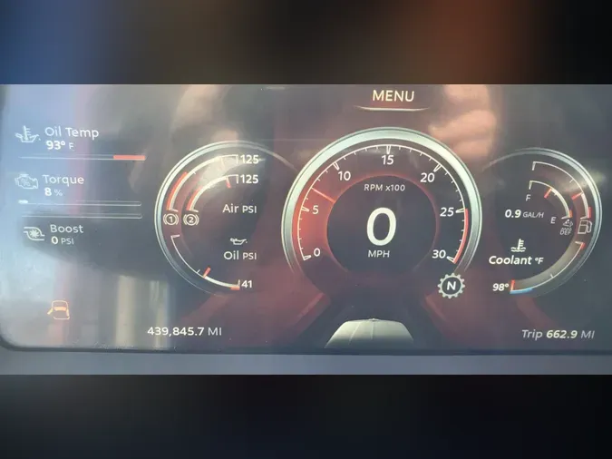 2022 Peterbilt 579a4370afc9e9613d0cb0e0514126c7345