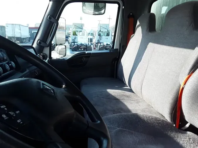 2019 NAVISTAR INTERNATIONAL MV607 (4X2)