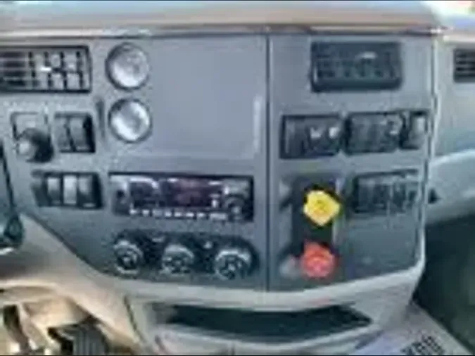 2022 Peterbilt 579a43ce25f93e431c72651f89709e1de37