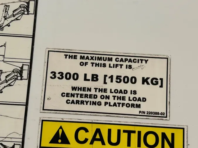 2020 Peterbilt 337a44159a5666f3629f4c52cc7e55d919d