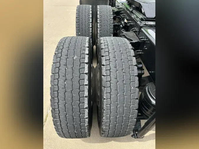 2025 Peterbilt 589a44477a48f648003e0d4d613d2729953