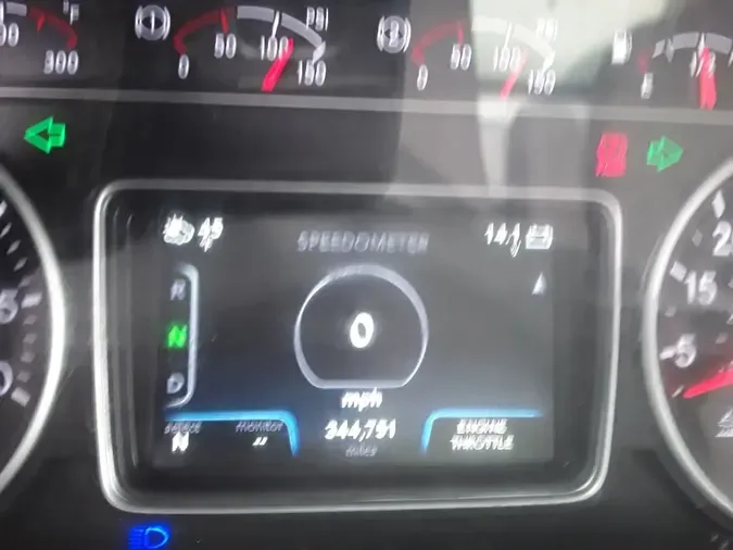 2019 NAVISTAR INTERNATIONAL MV607 (4X2)