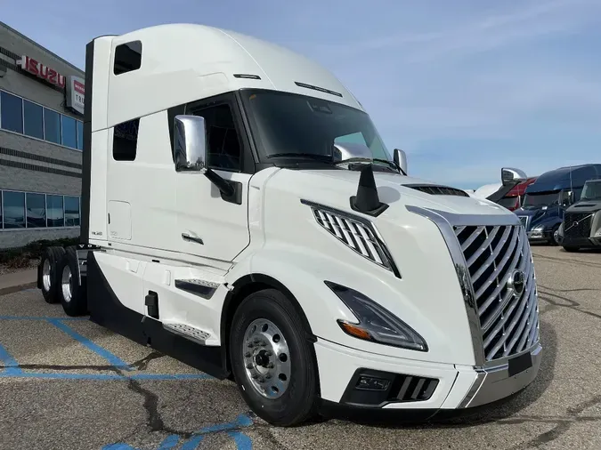 2026 VOLVO VNL64T860a44753a7b5c2c8ff0860adb3afc24fc5