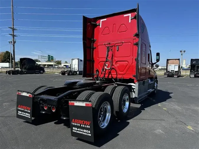 2020 FREIGHTLINER CASCADIA