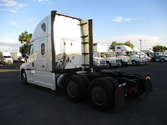 2021 FREIGHTLINER/MERCEDES NEW CASCADIA PX12664