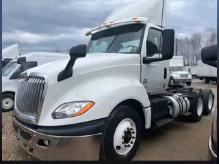 2020 NAVISTAR INTERNATIONAL LT625 DAYCAB T/A