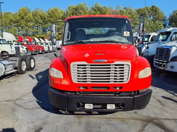 2015 FREIGHTLINER/MERCEDES M2 106