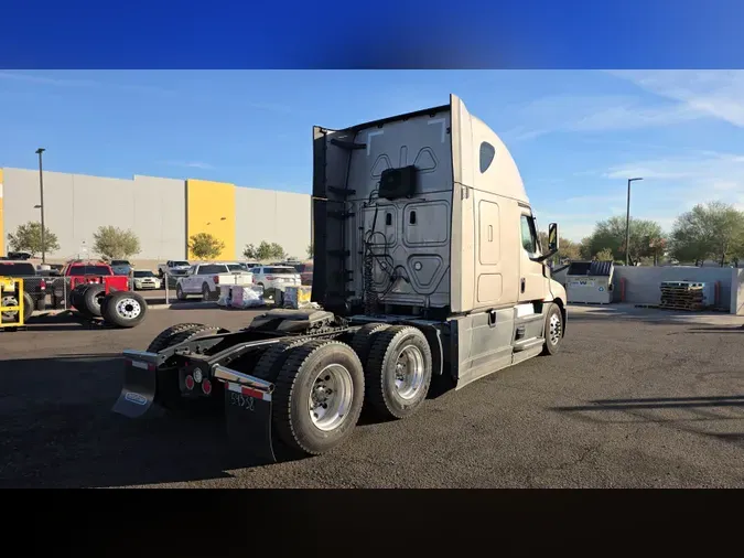 2023 Freightliner Cascadia 126a4553fe306c2cf3fd9c3549ccda1a089