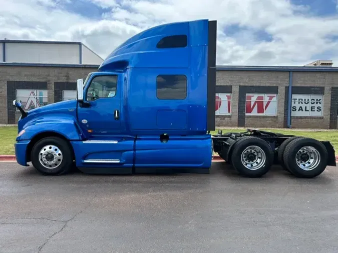 2021 INTERNATIONAL LT