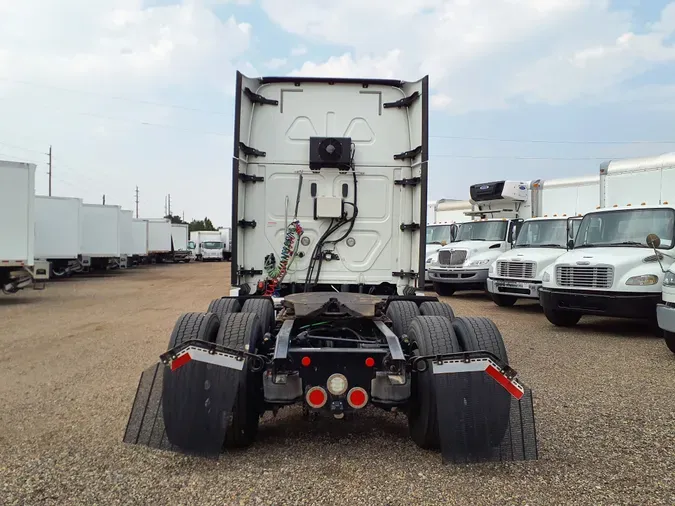 2018 FREIGHTLINER/MERCEDES CASCADIA 125