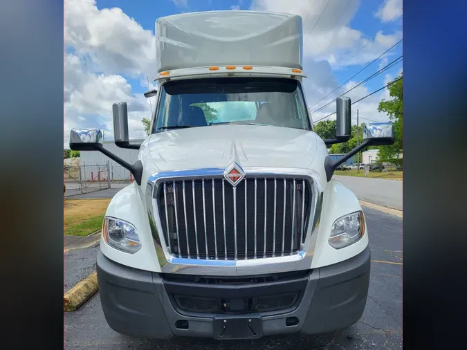 2020 NAVISTAR INTERNATIONAL LT625 DAYCAB S/A