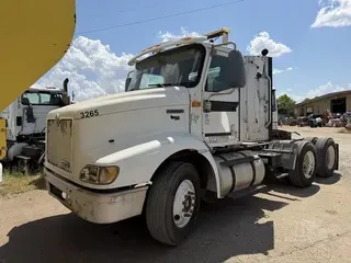 2000 INTERNATIONAL 9100