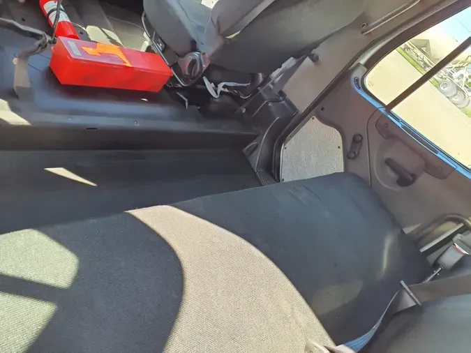 2017 FREIGHTLINER/MERCEDES M2 106