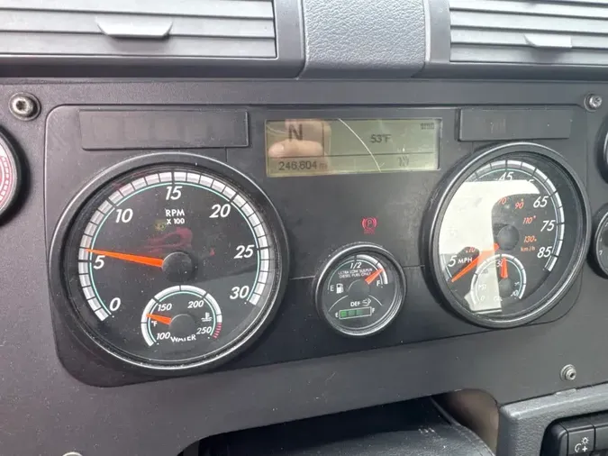 2019 FREIGHTLINER/MERCEDES CASCADIA 125