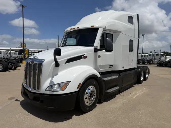 2022 Peterbilt 579a465c70f4add3c2922dea3a624c98aba