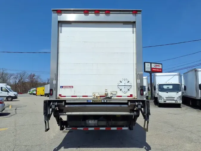 2017 FREIGHTLINER/MERCEDES M2 106