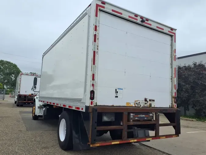 2019 FREIGHTLINER M2 106