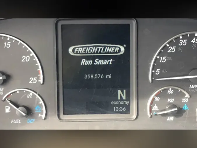 2023 Freightliner Cascadia 126a471ad9fcfcaa5126e6bc848d7049a95