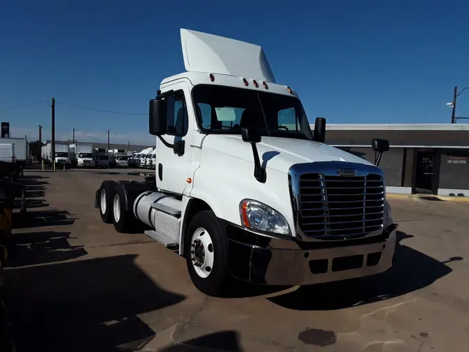 2019 FREIGHTLINER/MERCEDES CASCADIA 125