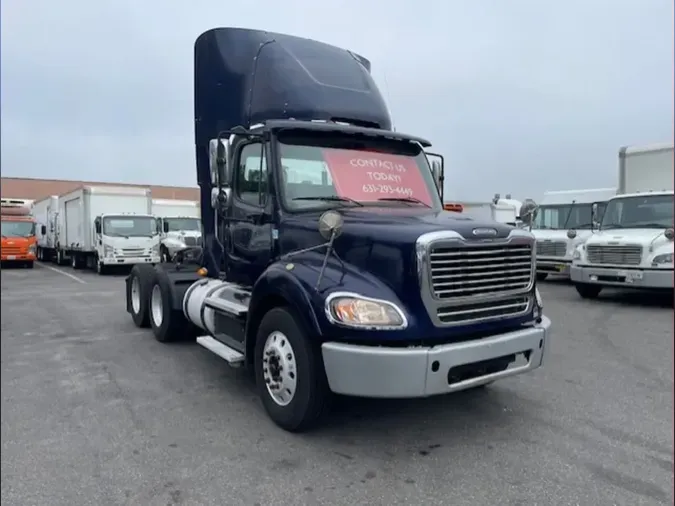 2017 FREIGHTLINER M2-112