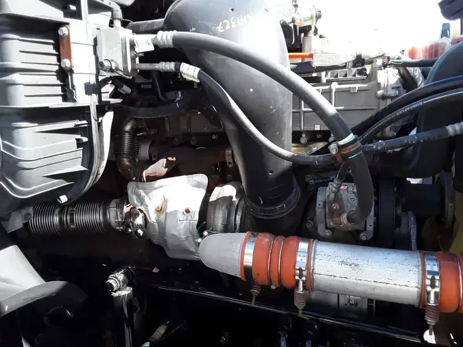 2019 FREIGHTLINER CASCADIA 125
