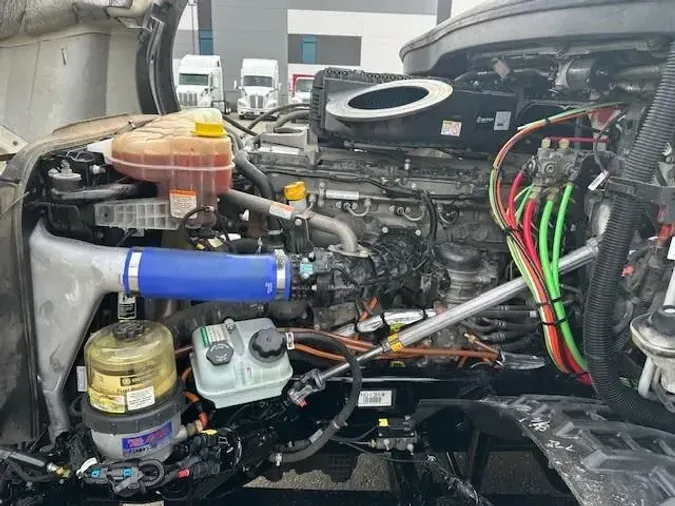 2022 Freightliner Cascadia