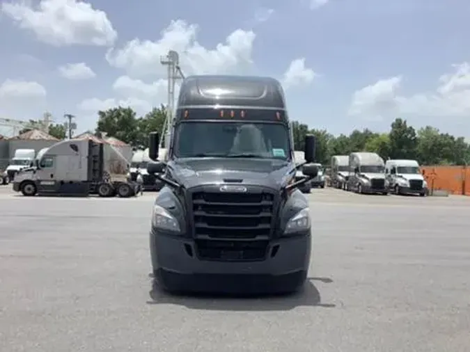 2021 Freightliner Cascadia