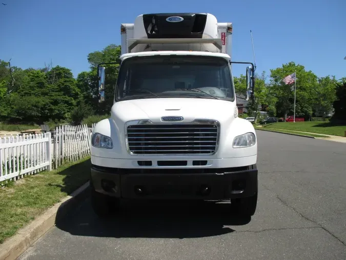 2019 FREIGHTLINER M2-106