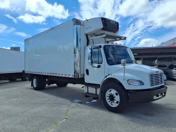 2018 FREIGHTLINER M2 106