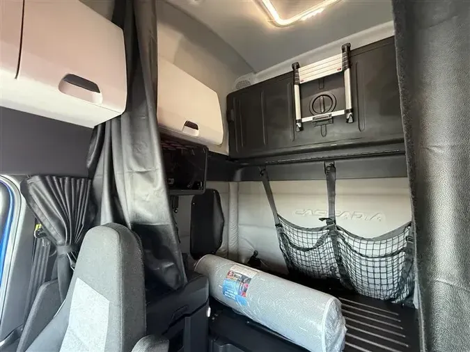 2020 FREIGHTLINER CASCADEVO1