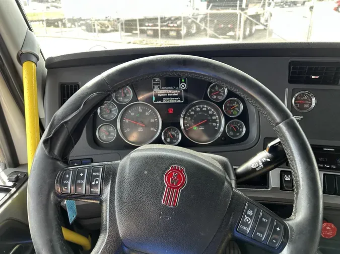 2021 Kenworth T680