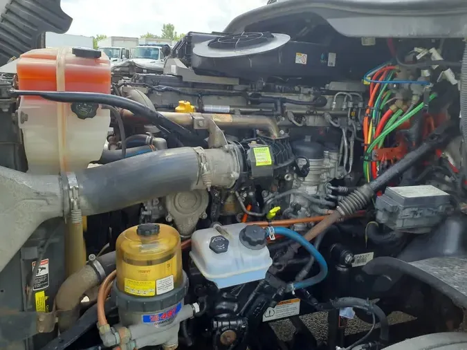 2019 FREIGHTLINER CASCADIA 125