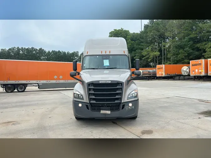 2021 Freightliner Cascadia