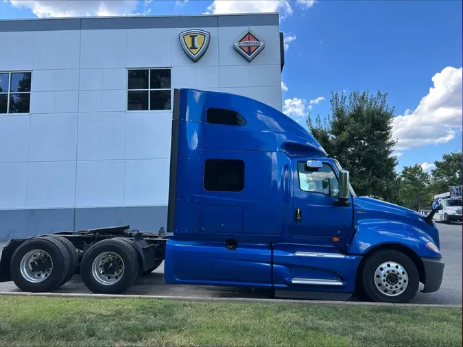 2020 International LT625
