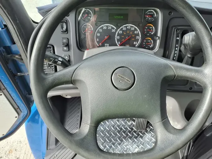 2019 FREIGHTLINER/MERCEDES M2 106