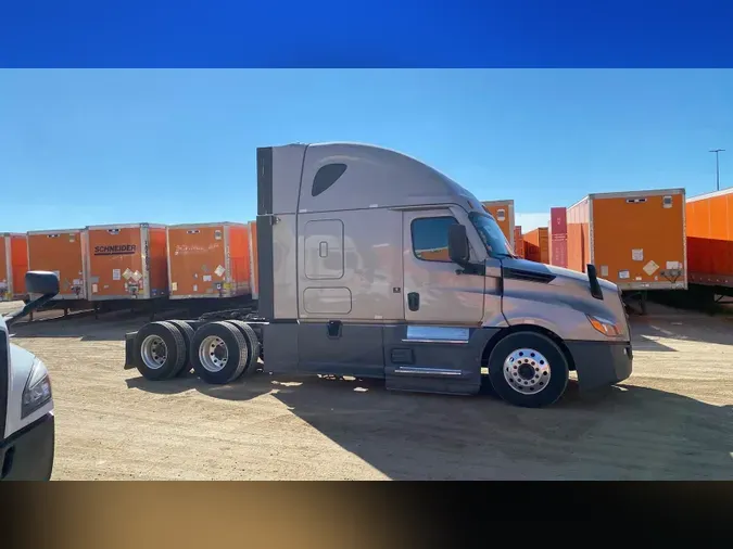 2023 Freightliner Cascadia 126a48e920db54d861c61d0d0d92a15c763