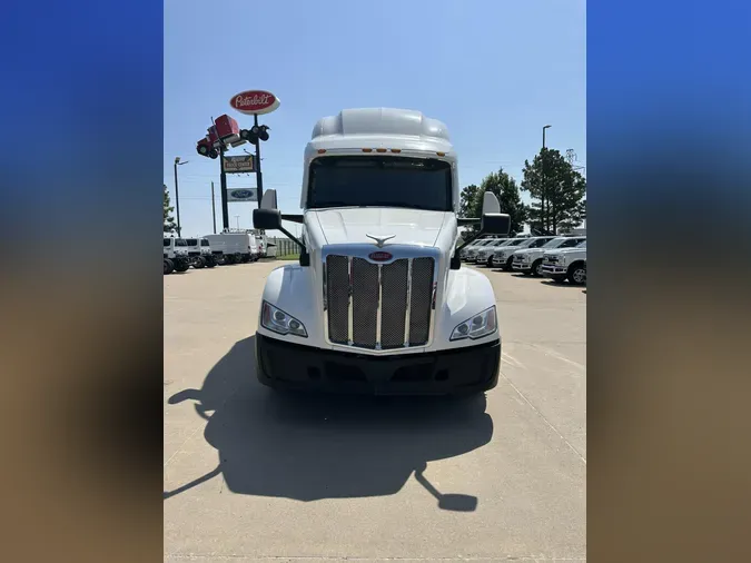 2022 Peterbilt 579a494677305031af0e25745cc91a83c7d