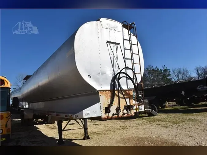 1998 CRESCENT BULK FEED TRAILER