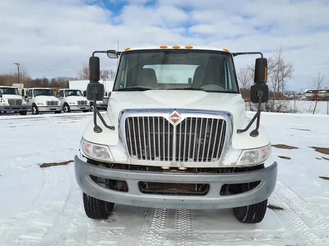 2017 NAVISTAR INTERNATIONAL 4300