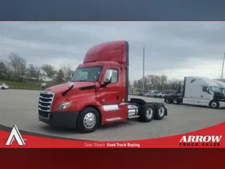 2022 FREIGHTLINER CA126