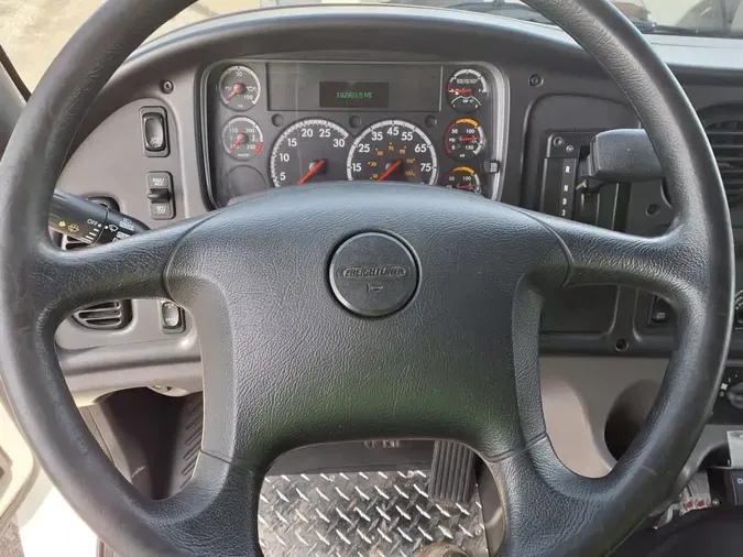 2019 FREIGHTLINER/MERCEDES M2 106