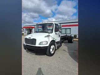 2019 FREIGHTLINER/MERCEDES M2 106