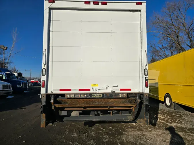 2016 FREIGHTLINER/MERCEDES M2 106