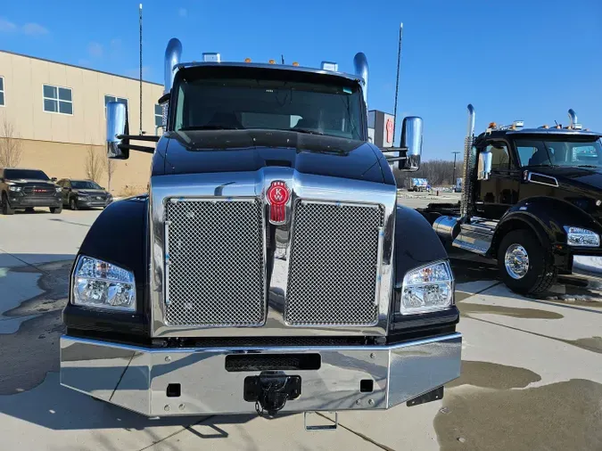 2026 Kenworth T880