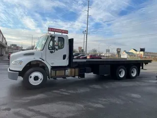 2015 Freightliner M2106