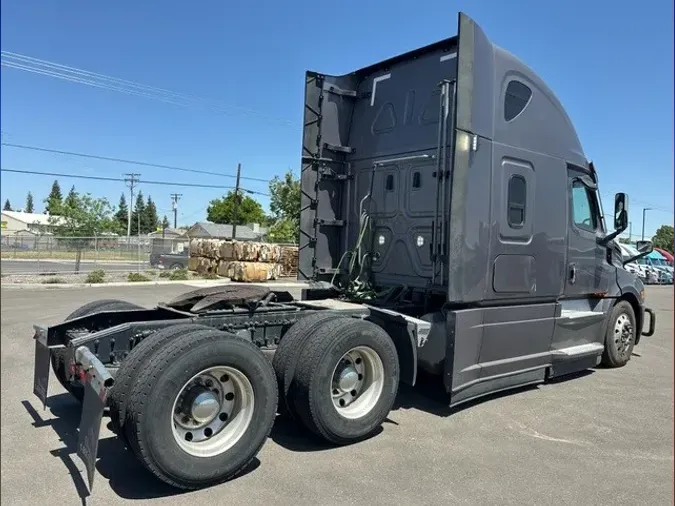 2023 FREIGHTLINER CA126