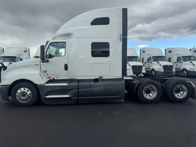 2022 International LT625